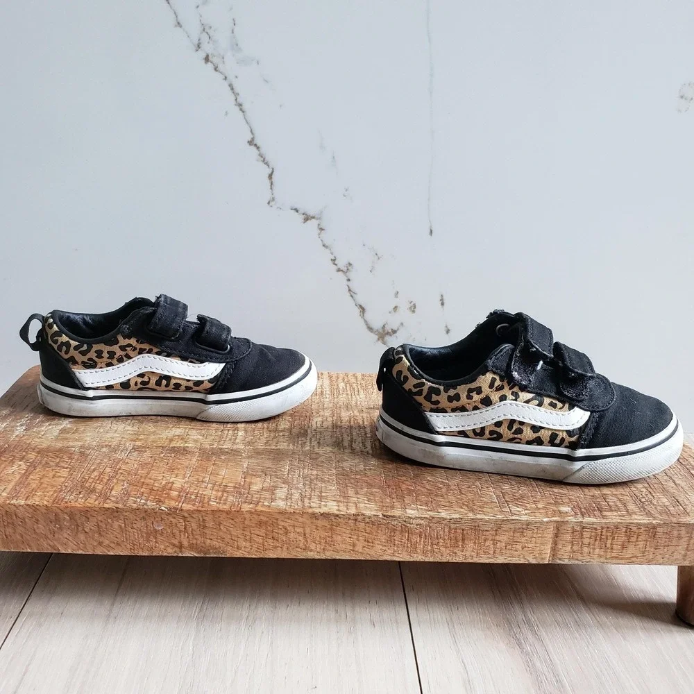 Vans Old Skool V Shoes Girls Toddler 7 Black Leopard Print Double Strap Casual